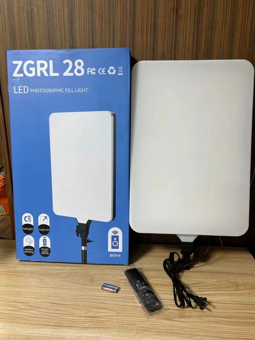 ZGRL 28 LED Photographic Fill Light with Remote Control | إضاءة تصوير LED احترافية ZGRL 28 مع ريموت كنترول