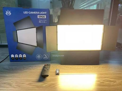 E900 LED Camera Light Panel with Remote Control | إضاءة LED احترافية للكاميرا والتصوير E900