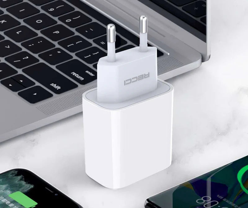 Recci RCT P01E Type C PD 3 0 Fast Travel Charger شاحن حائطي فائق السرعهpd بقوه 20 واط